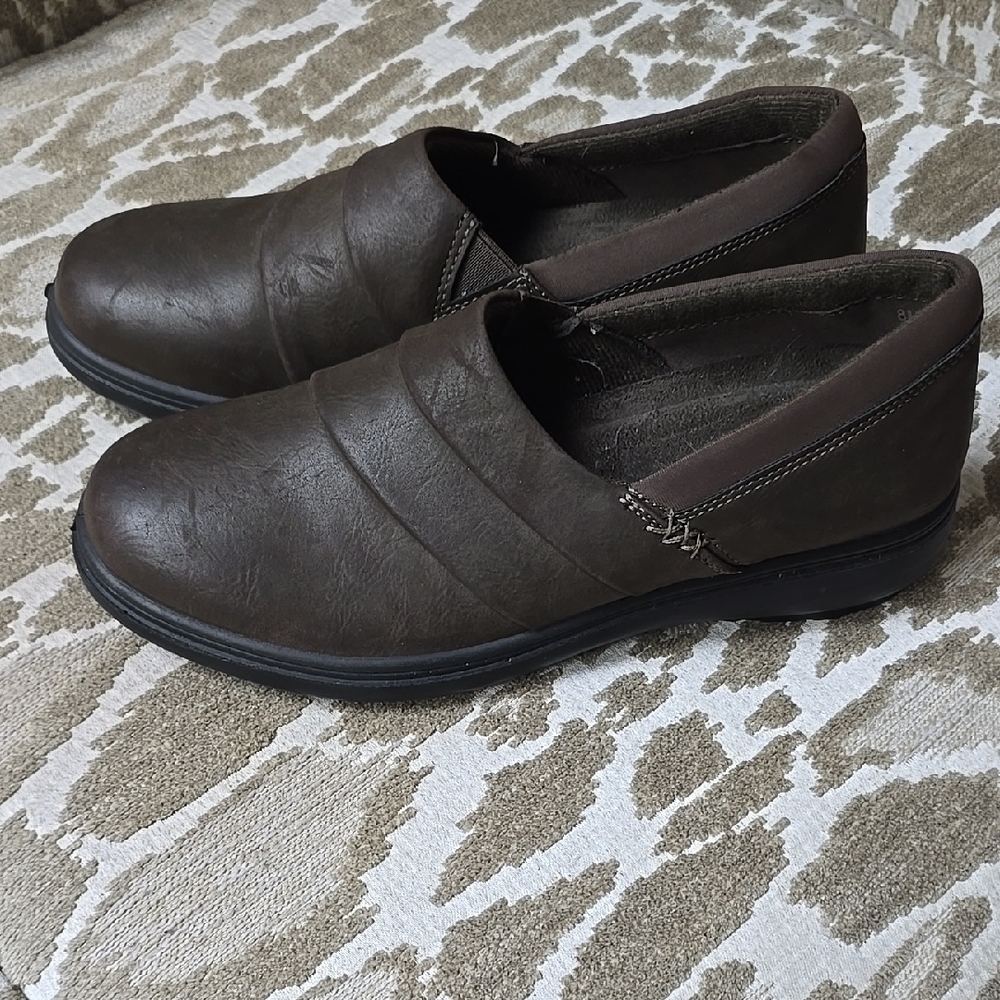 Easy Street Brown Loafers Slip-On Shoes